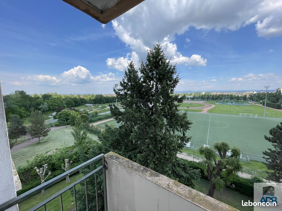Appartement 1 pièce 27 m² · à Riorges · 27 m² · 349 €/mois