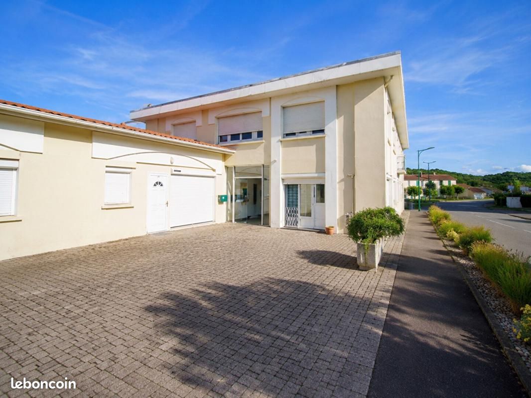 Immeuble 676 m² · à Cagnotte · 676 m² · 500 000 €
