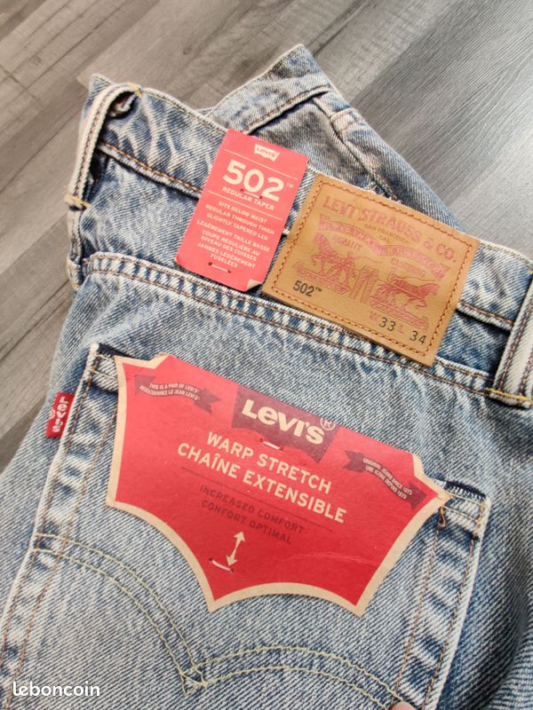 Jean Levi's 502 Regular Taper – Taille W33 L34 Vêtements