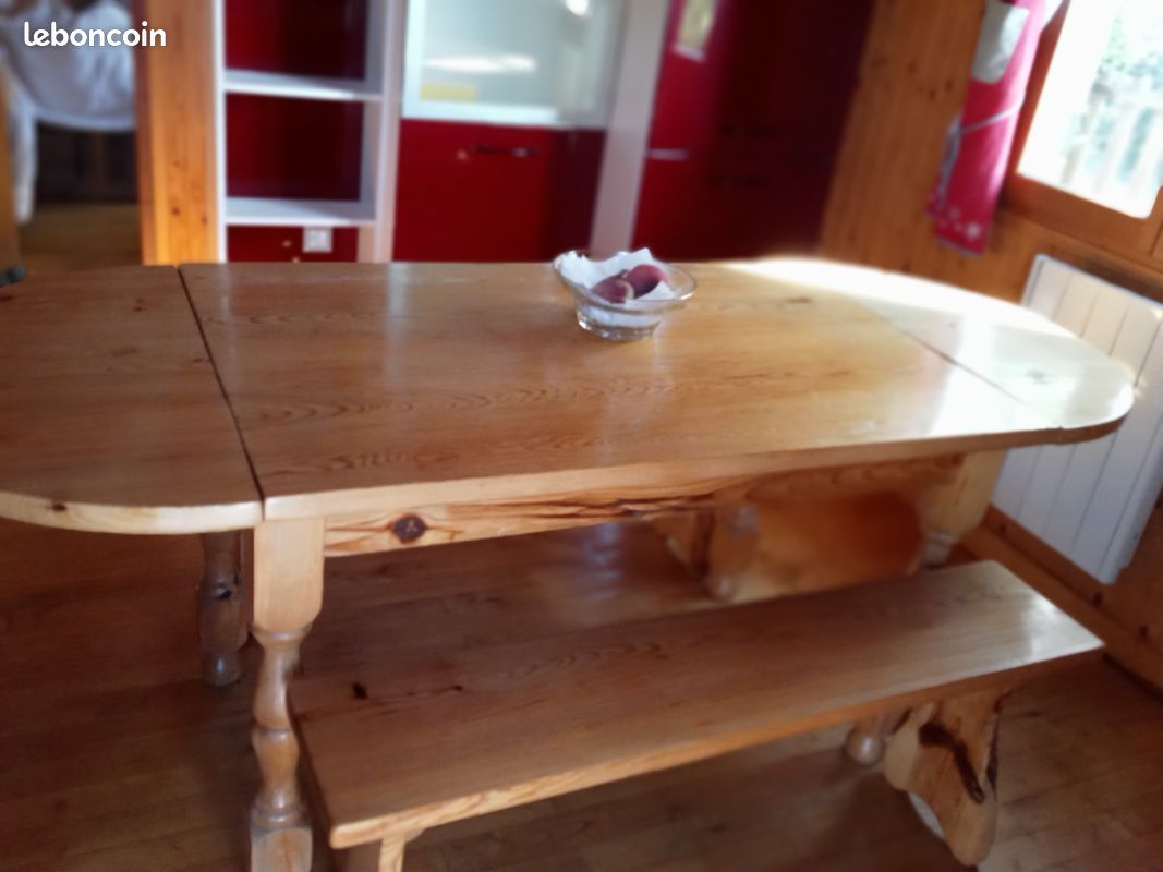 Table et bancs (image 2)