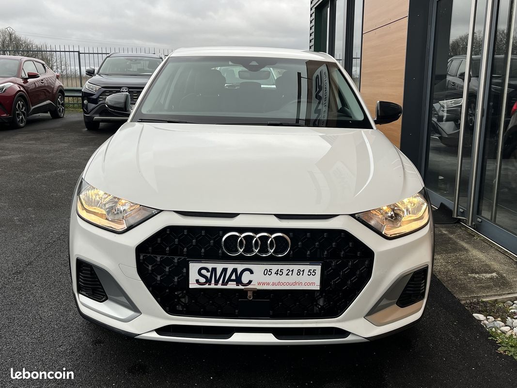 Audi A1 CITYCARVER 30 TFSI 110CH DESIGN S TRONIC 7 (image 2)
