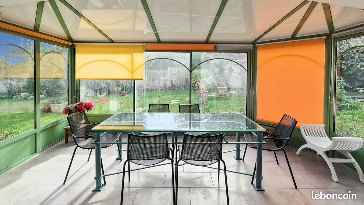 Maison 7 pièces 155 m² · à Saint-Saturnin-lès-Avignon · 155 m² · 449 000 €