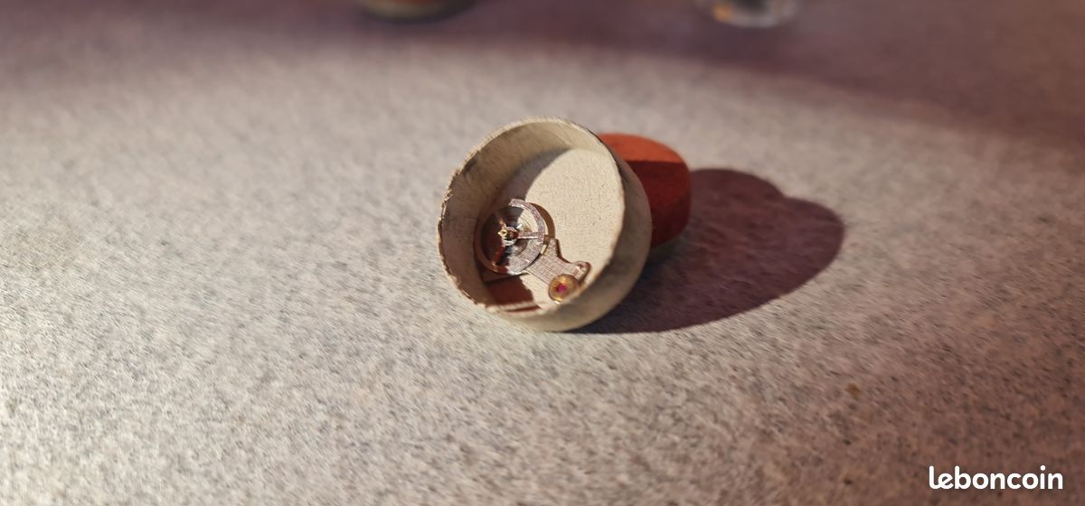 Lot pieces detachees montres horloges (image 15)