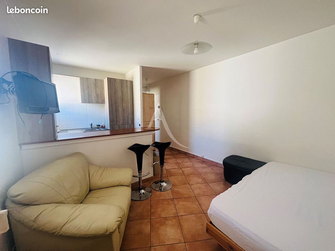 Appartement 1 pièce 21 m² · à Orléans · 21 m² · 465 €