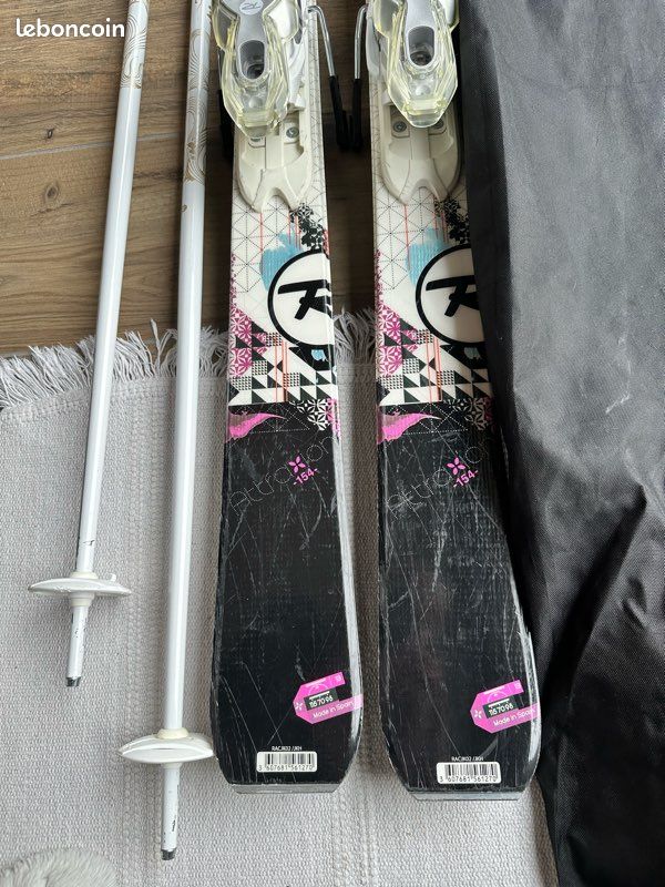 Snowboard Rossignol ATRAXION 154 Cm - Pour Femmes, Niveau Intermédiaire - Fixations Incluses - Occasion