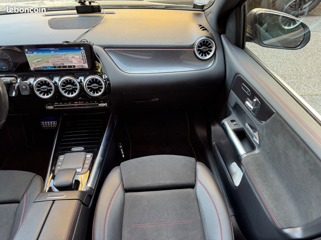 MERCEDES CLASSE B 250 e 1.3 l 160CV 8G-DCT AMG Line Edition-Toit ouvrant Panoramique- Carpaly- Boule de remorque- suiv (image 17)