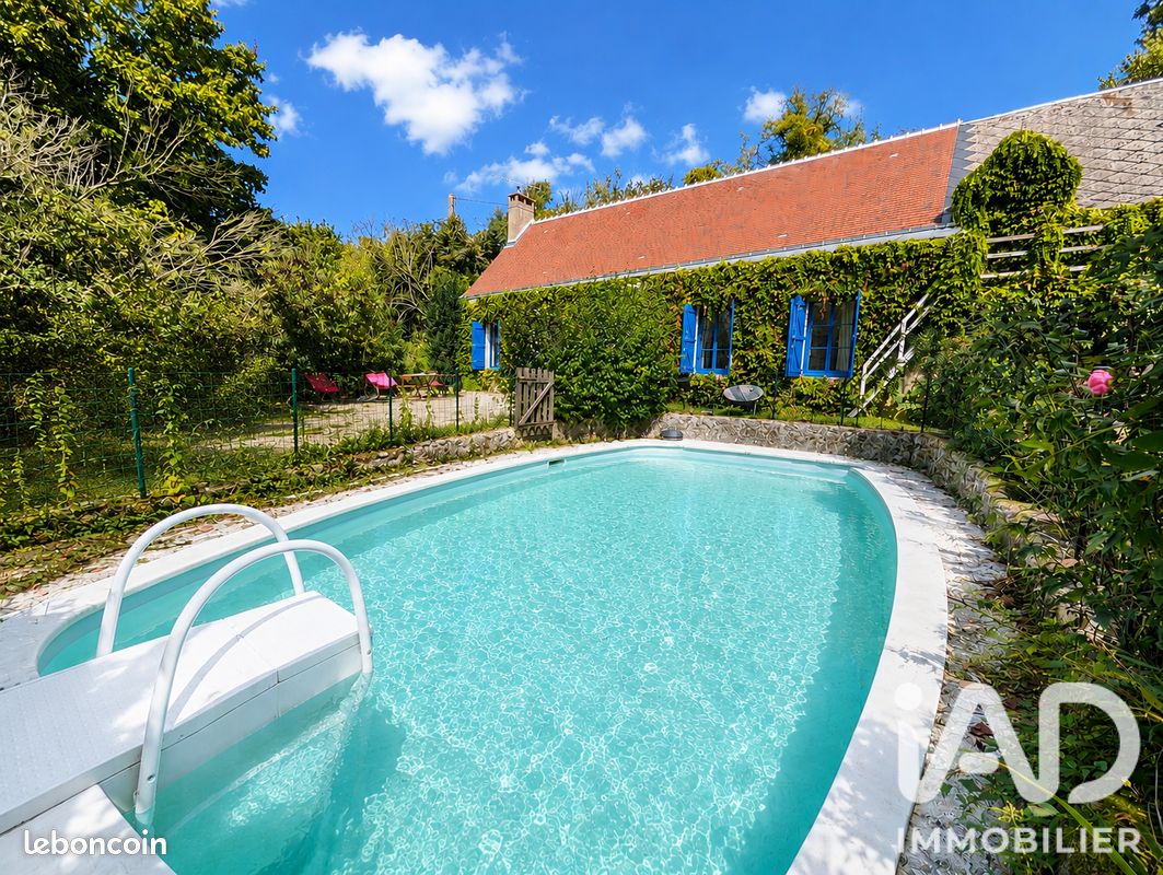 Maison 4 pièces 107 m² · à Cellé · 107 m² · 153 000 €