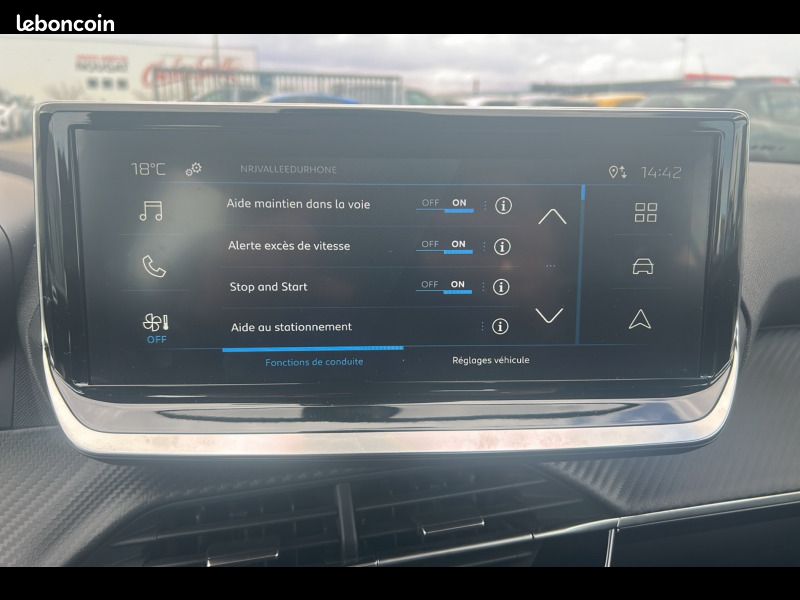 Peugeot 2008 Hybrid 136 e-DCS6 Style (image 21)
