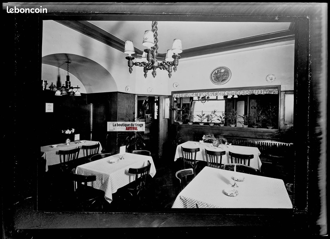 Plaque De Verre Photo Ancienne Positif N&B 13x18 Cm - Casino De Vichy Terrasse - 1900-1939