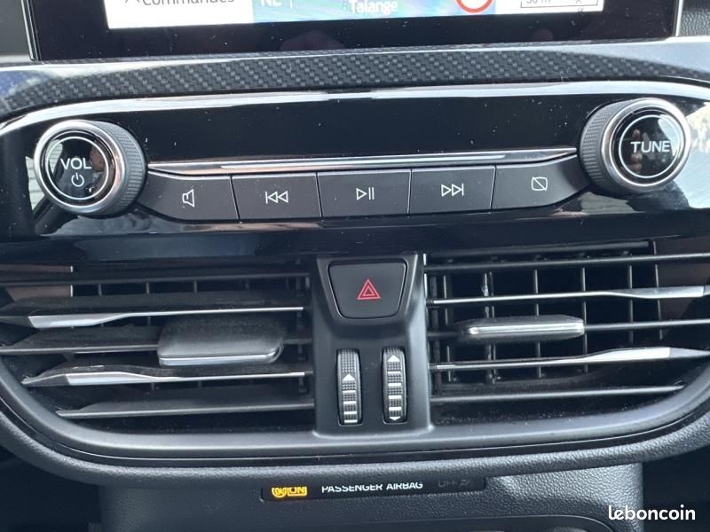 Ford Kuga 2.5 Duratec 225ch Hybride Rechargeable ST-Line X Powershift (image 38)