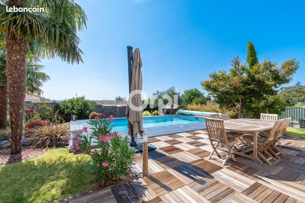 Maison 6 pièces 147 m² · à Saint-Just-le-Martel · 147 m² · 339 900 €