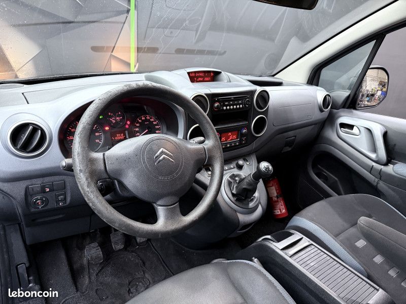 Citroen BERLINGO 1.6 HDI92 XTR 5P (image 9)