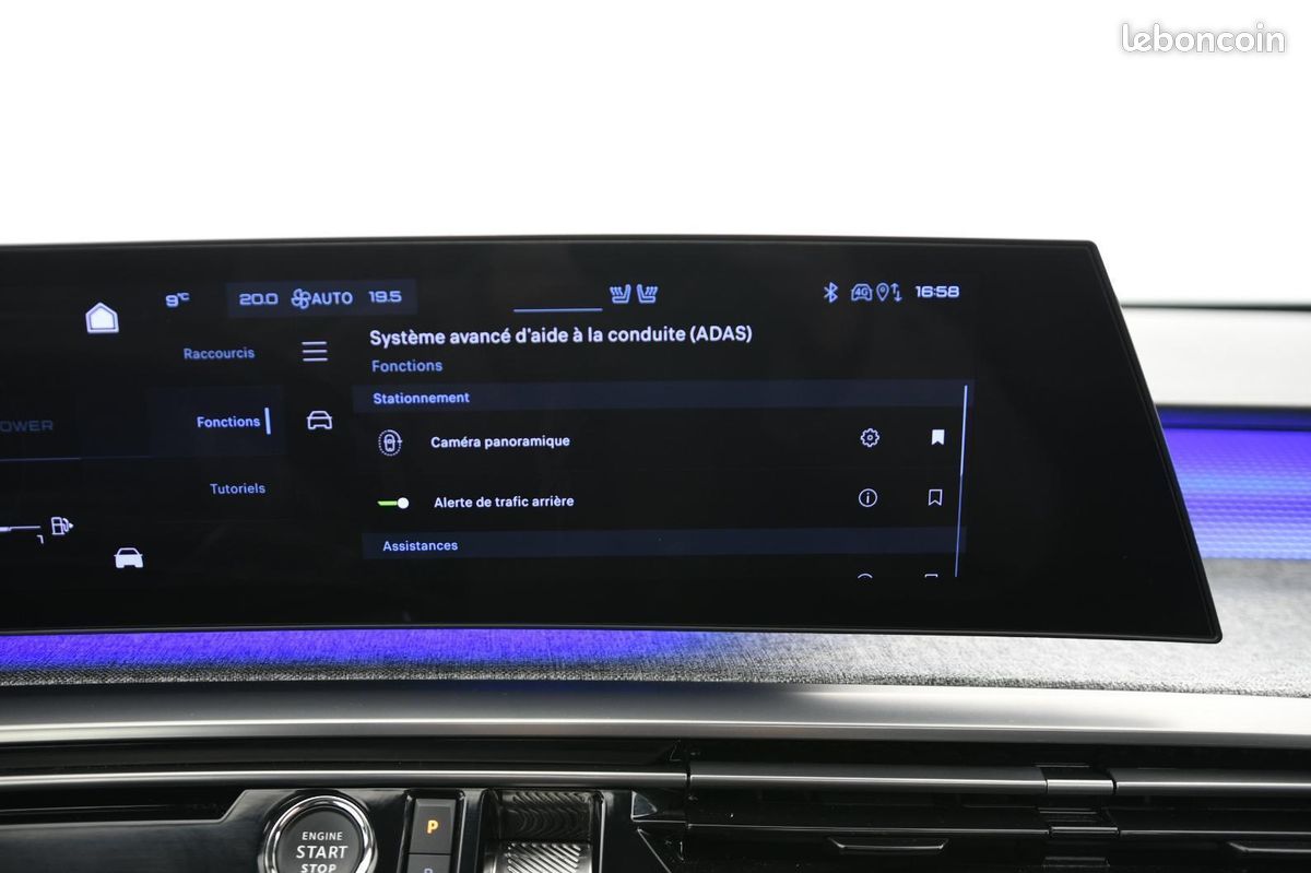 PEUGEOT 3008 Plug-in Hybrid 195 e-DCS7 GT FULL (image 30)