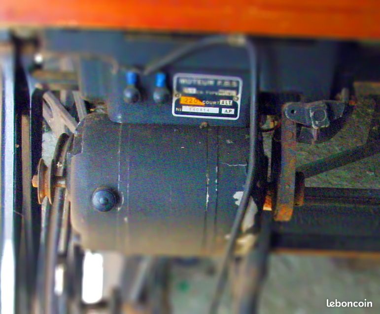 Machine à coudre industrielle Durkopp 207 + table + moteur (image 3)