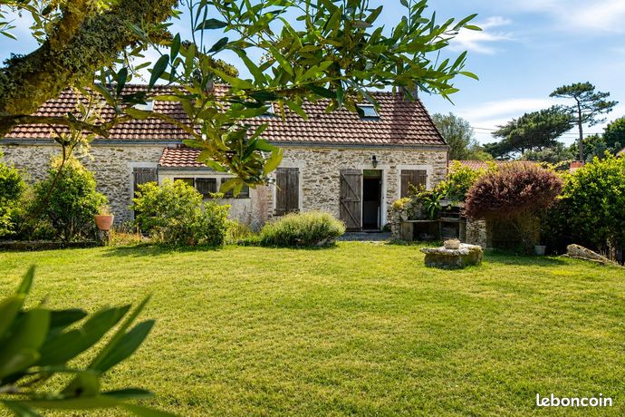 Maison 9 pièces 210 m²