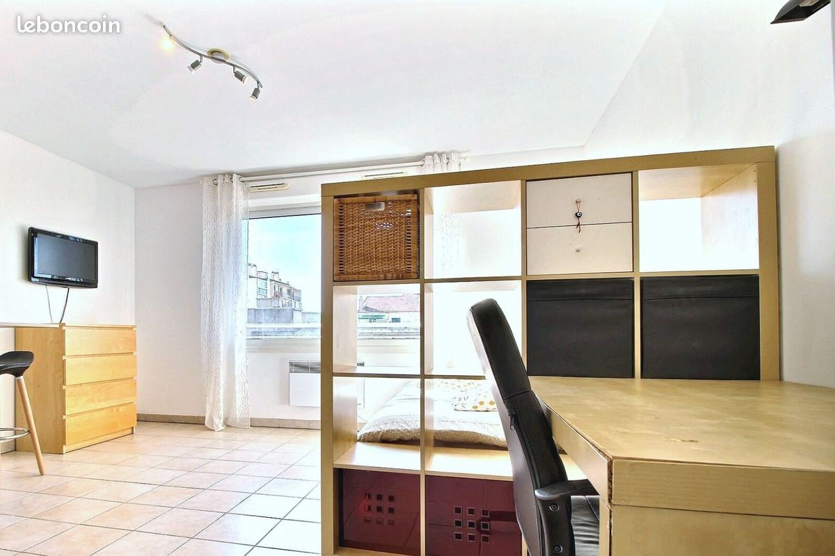 Appartement 1 pièce 24 m² · à Marseille · 24 m² · 590 €