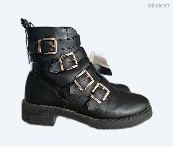 Bottines avec boucles River Island (image 1)