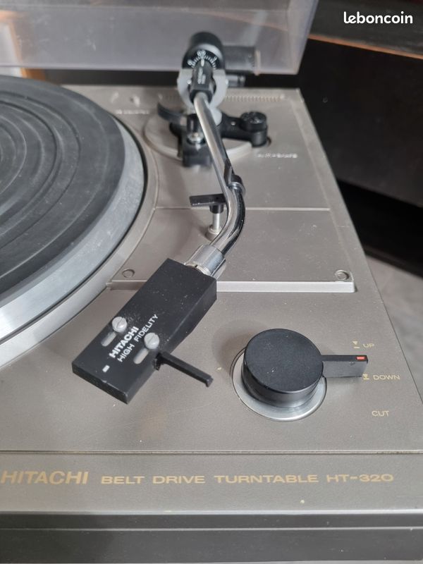 Belle platine vintage Hitachi HT-320 (image 3)