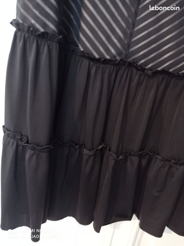 Robe Fluide La Mode Est à Vous - Noir Et Gris - Taille 36 - Motif Floral Et Pois - TBÉ
