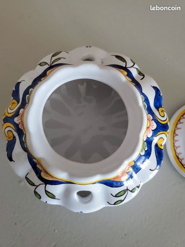 Pot / boite / diffuseur de parfum en porcelaine (image 2)