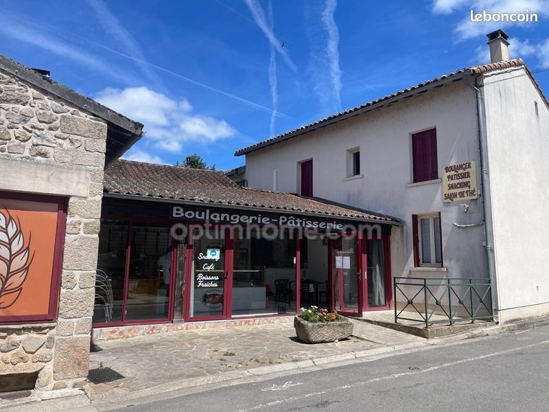 Maison 6 pièces 210 m² · à Saint-Pardoux-le-Lac · 210 m² · 85 000 €