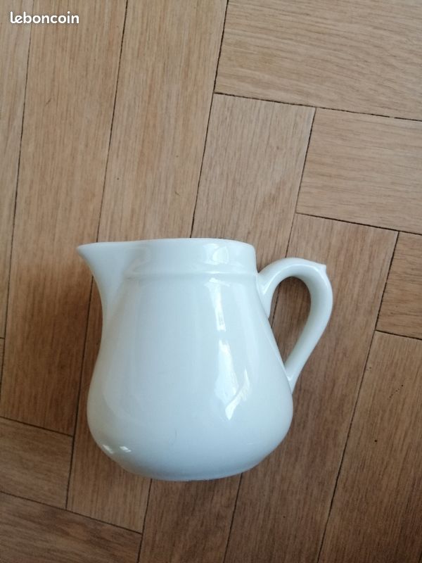 Pichet en porcelaine APILCO (image 2)