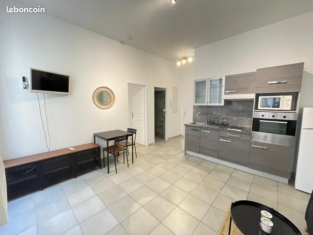 Appartement 1 pièce 34 m² · à Marseille · 34 m² · 877 €