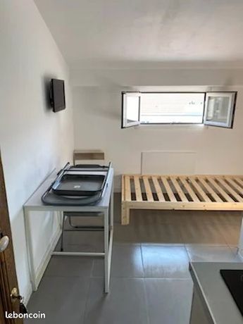 Studio 1 pièce 14 m²