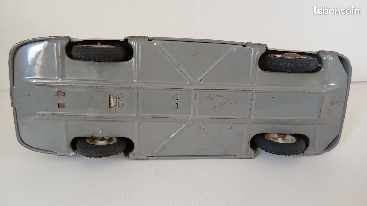KARMANN GHIA, COMBI, 181, BUGGY… LES DÉRIVÉS DE LA VW COCCINELLE