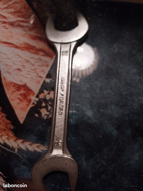 Cles plate (image 3)