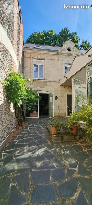Immeuble 2 pièces 358 m² · à Angers · 358 m² · 1 252 000 €