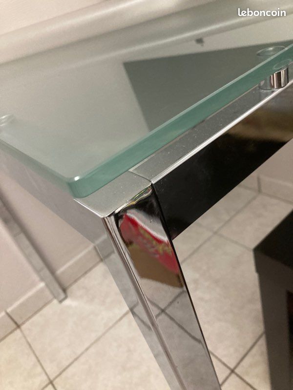 Table 80x80 cm (image 2)