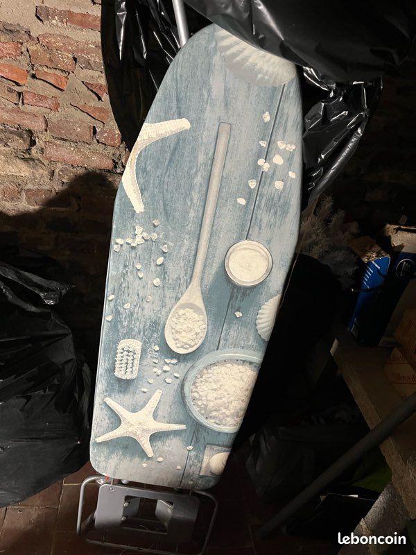 Table à repasser (image 1)
