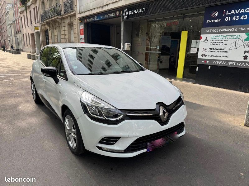 Renault CLIO IV 1.2 16V 75CH ESSENCE CRIT AIR 1 (image 4)