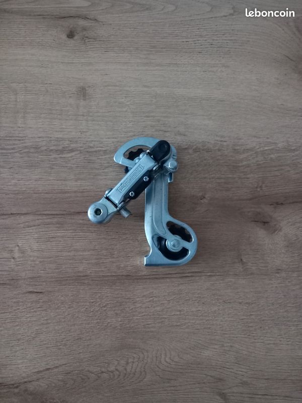 Dérailleur arrière Huret - Équipements vélos