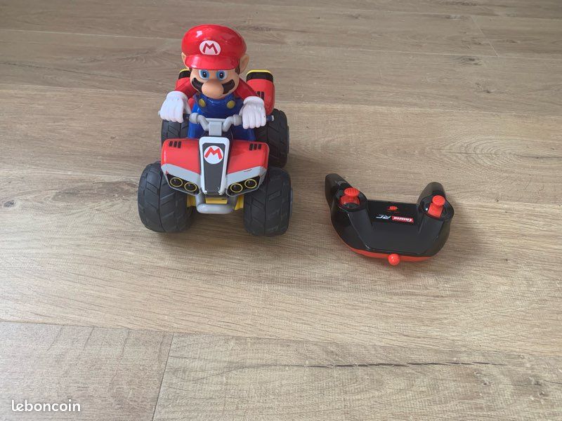 Voiture Mario télécommandée (image 2)