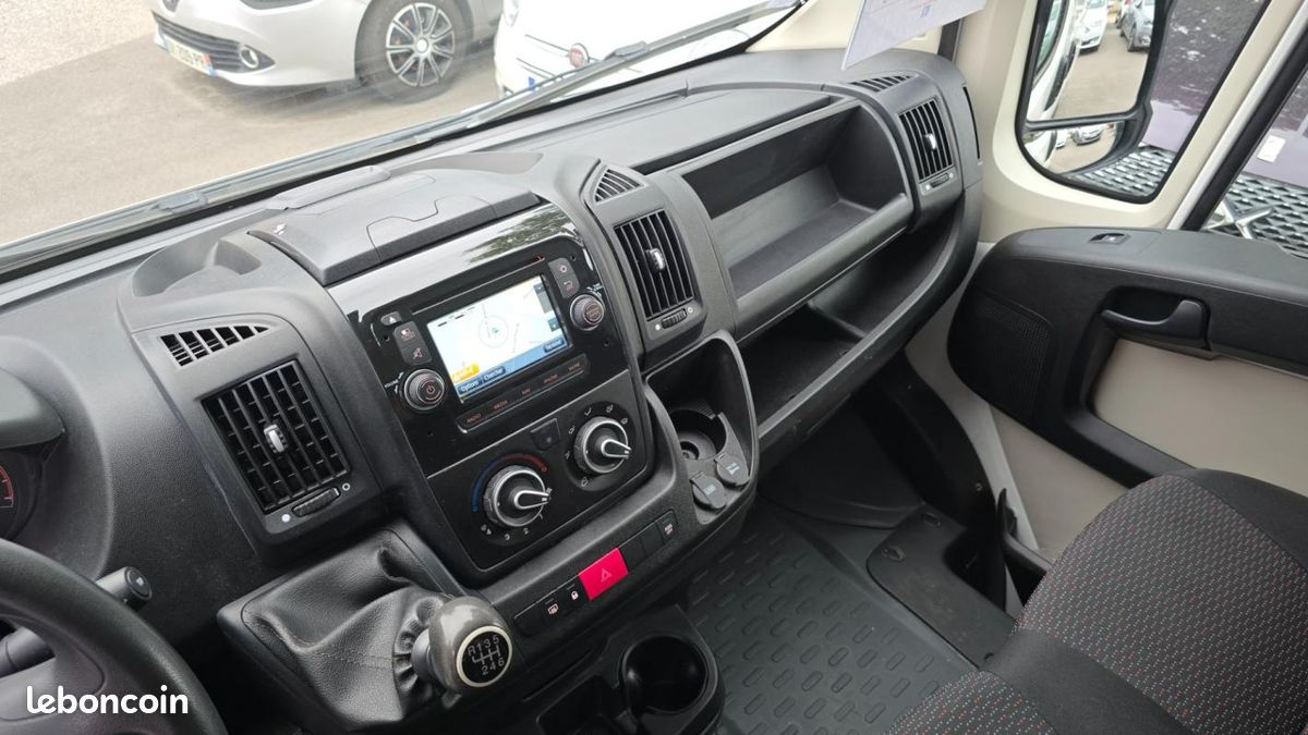 Peugeot Boxer Fourgon Surélevé 333 L2H2 Pack Clim Nav HDi 130 (image 35)