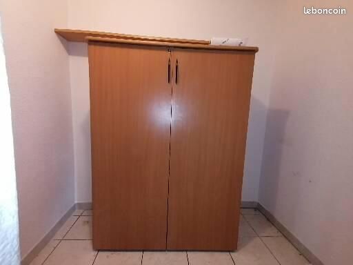 Meuble de bureau (image 1)