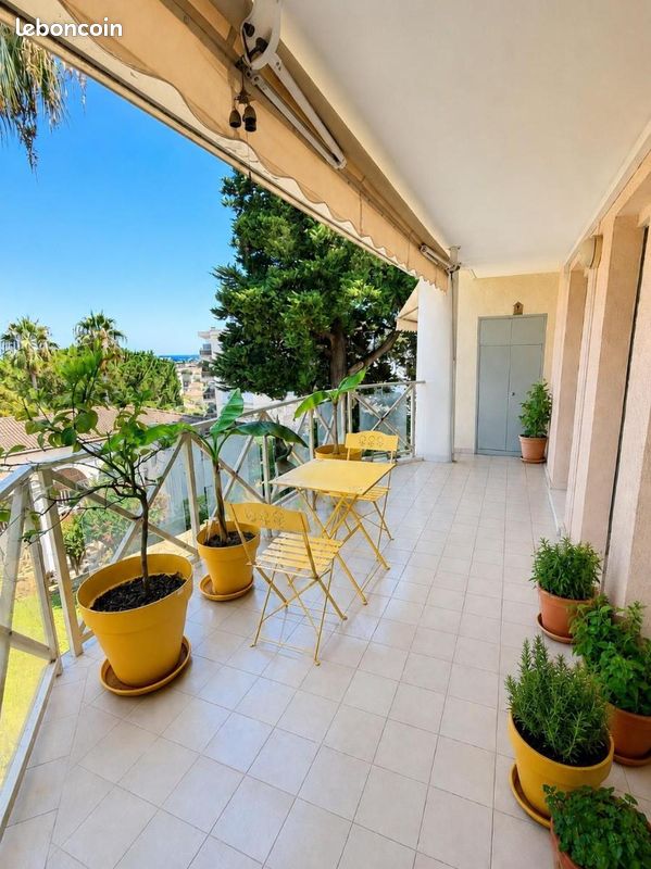 Appartement 2 pièces 40 m² · à Mandelieu-la-Napoule · 40 m² · 330 000 €