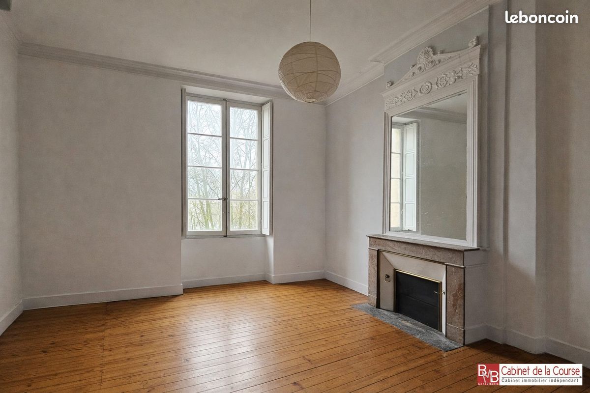 Appartement 4 pièces 120 m² · à Bordeaux · 120 m² · 820 000 €