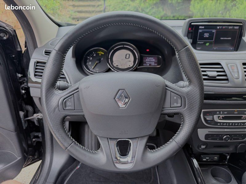 RENAULT MÉGANE 3 BOSE PHASE 3 1.5DCi 110ch - Moteur 134.000km - Garantie 3 mois (image 9)