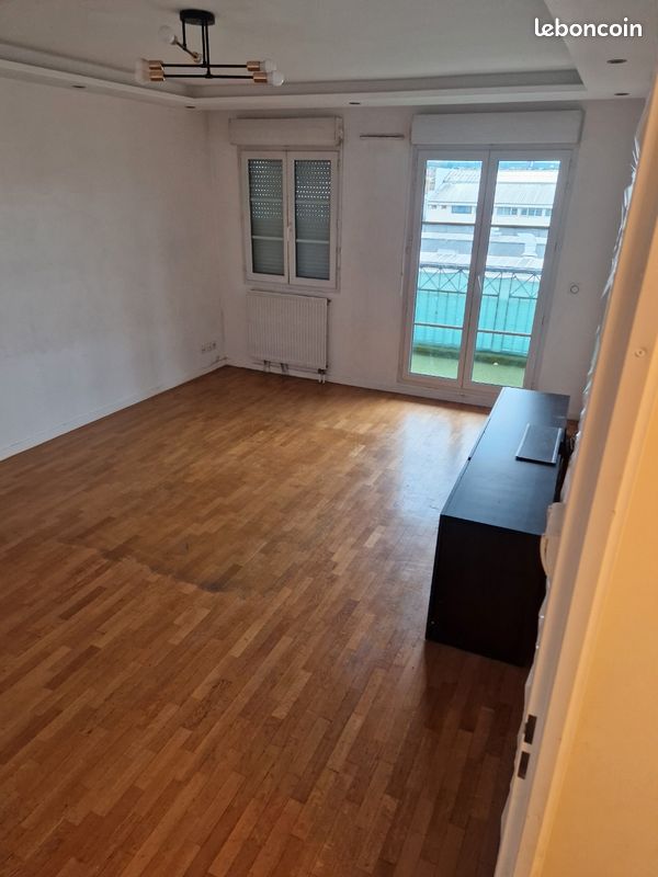 Appartement 4 pièces 80 m² · à Poissy · 80 m² · 1 600 €/mois