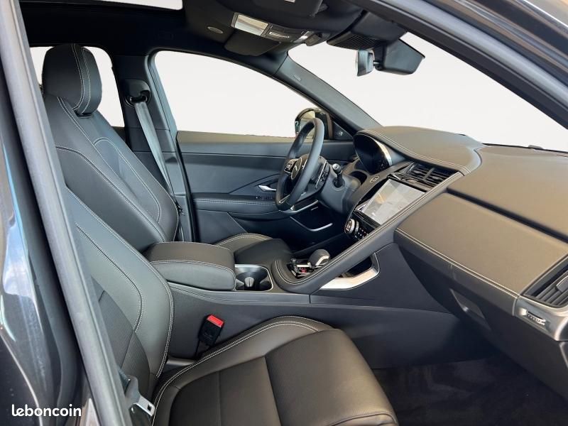 Jaguar E-Pace P270e PHEV 269ch R-Dynamic SE (image 3)