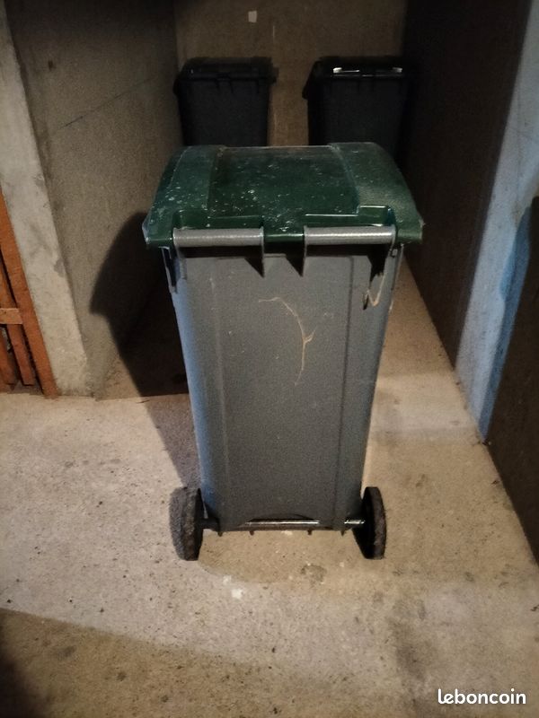 2 Poubelles 240 litres (image 1)