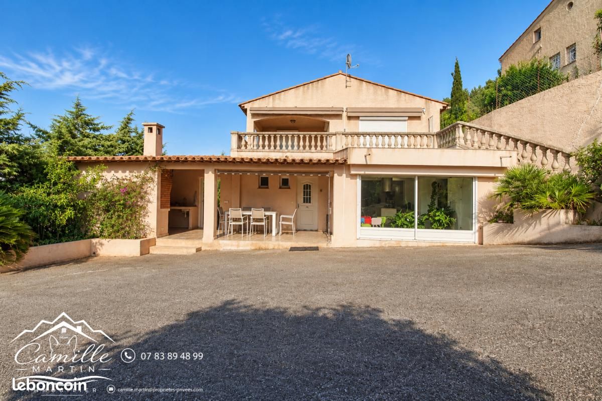 Maison 9 pièces 251 m² · à Saint-Raphaël · 251 m² · 1 200 000 €