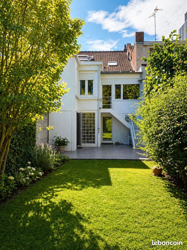 Maison 6 pièces 118 m² · à Lille · 118 m² · 410 000 €