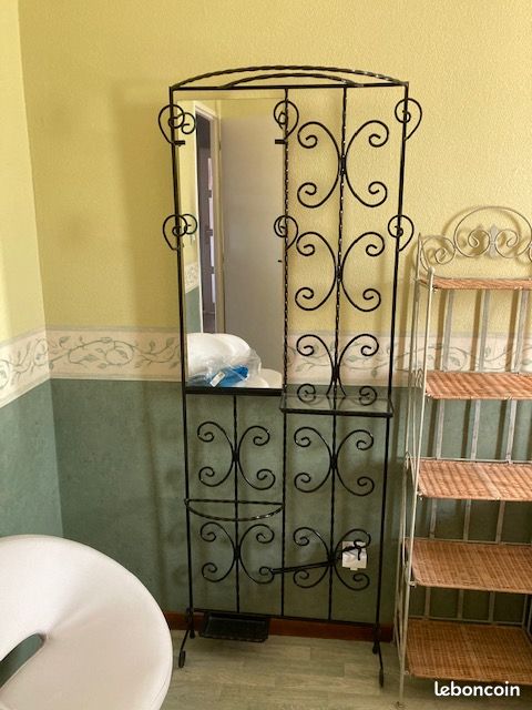 Porte manteau (image 1)
