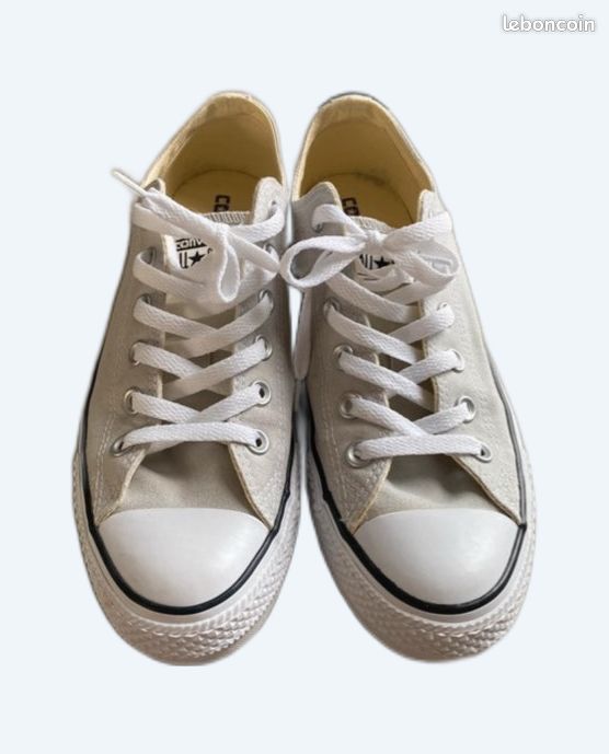 Converse basse gris clair 40 comme neuve Chaussures