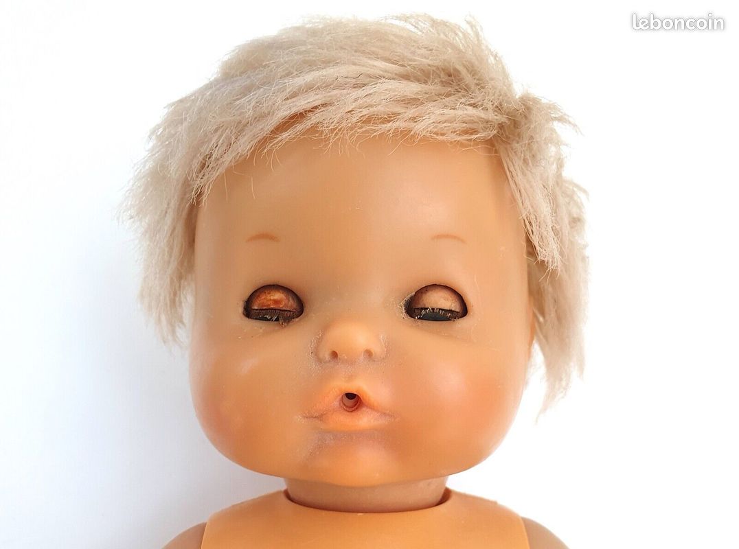 POUPEE BAIGNEUR FAMOSA DE 45 CM avec sa barboteuse d'origine