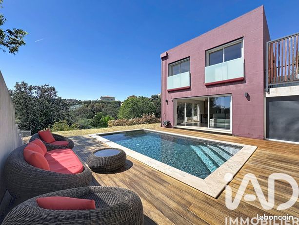 Villa 5 pièces 138 m² — 1